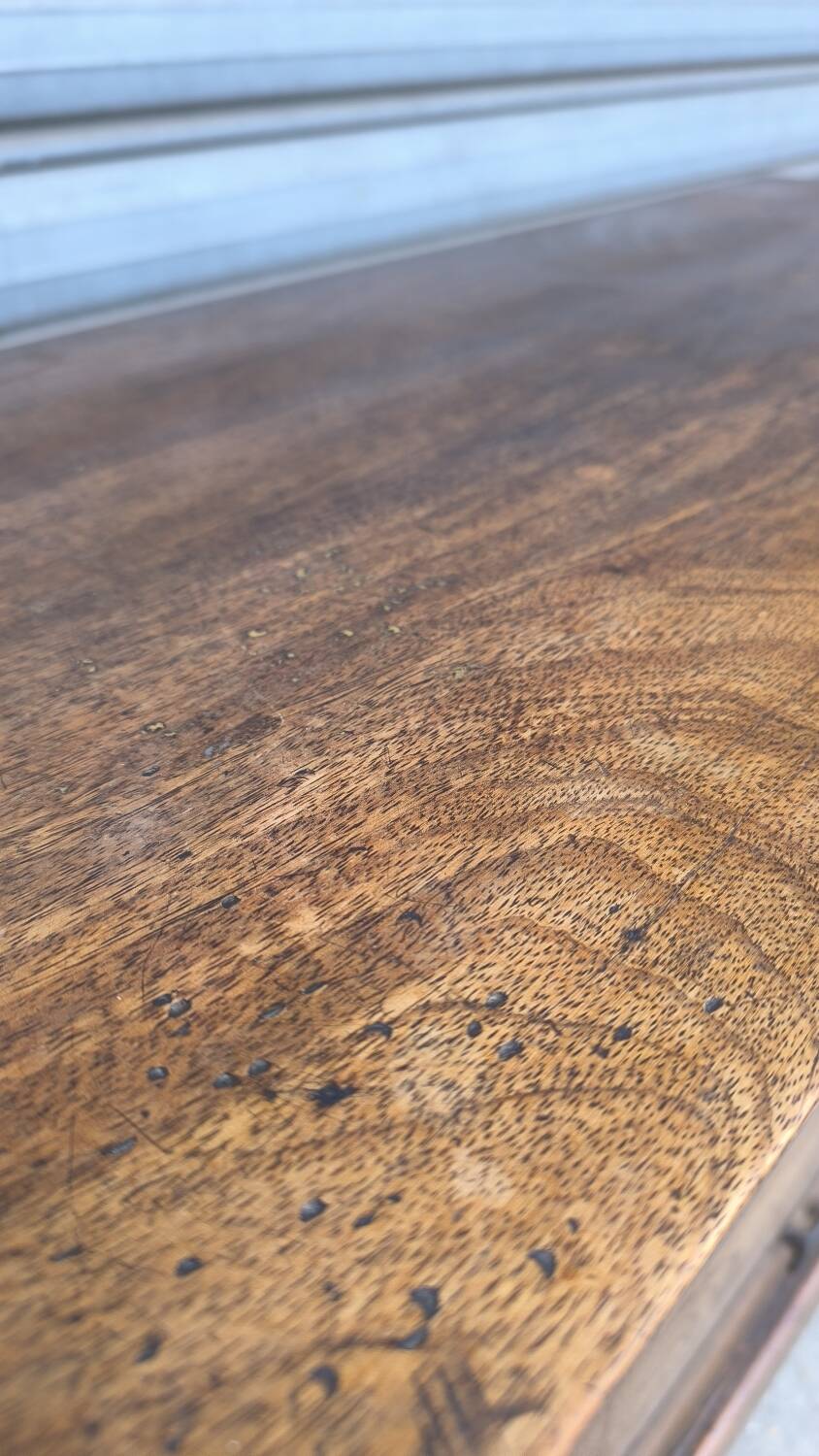 Rustic chest of drawers in solid oak 1950
