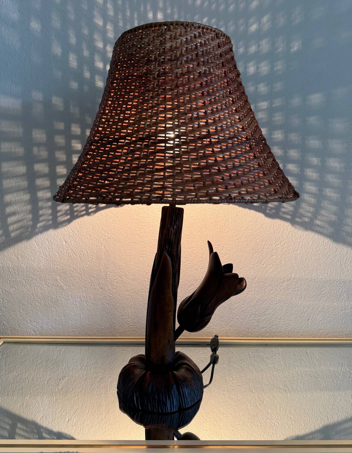 Floral carved wood lamp from the 60s