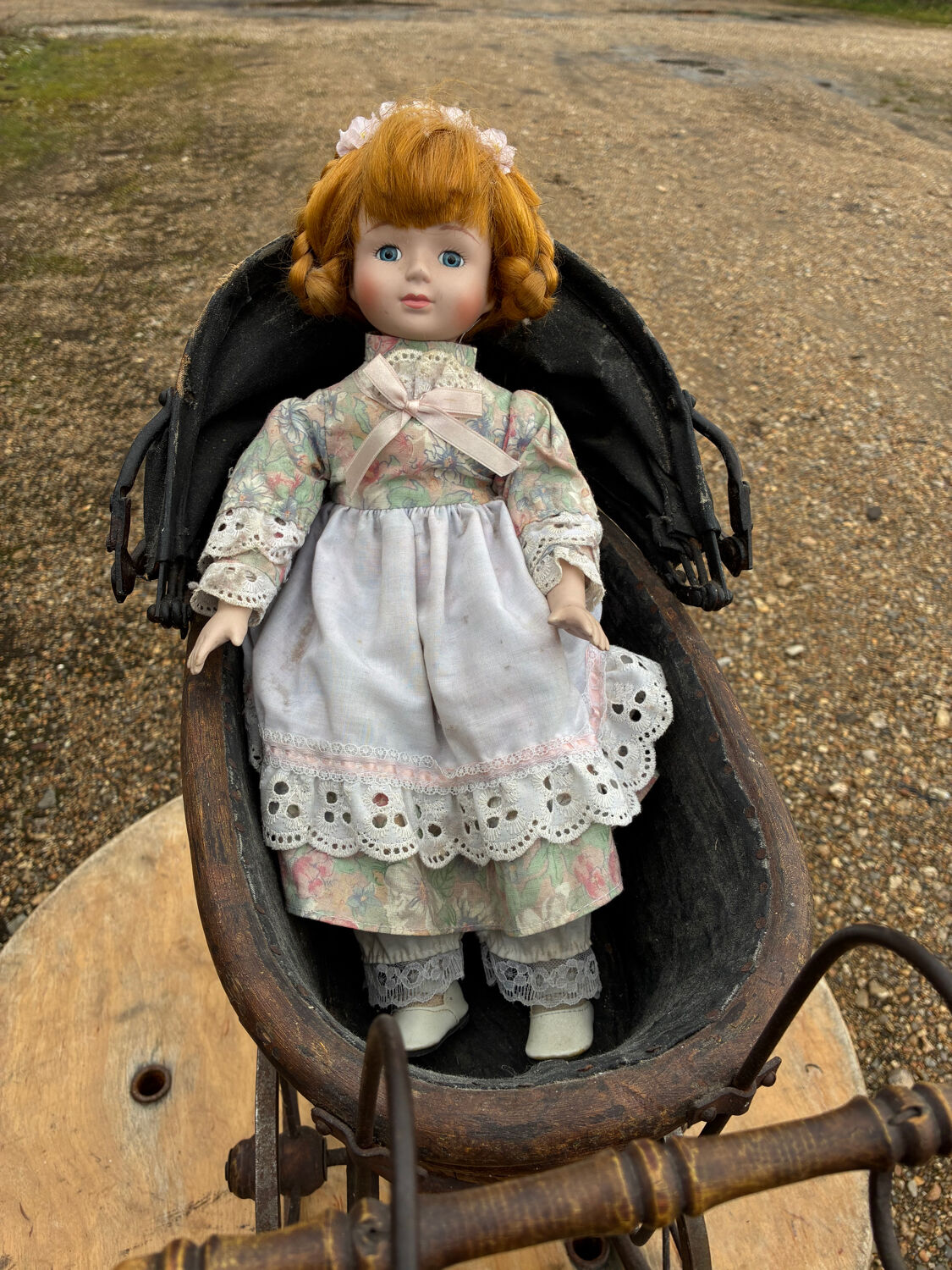 Doll's pram