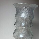 Glass vase