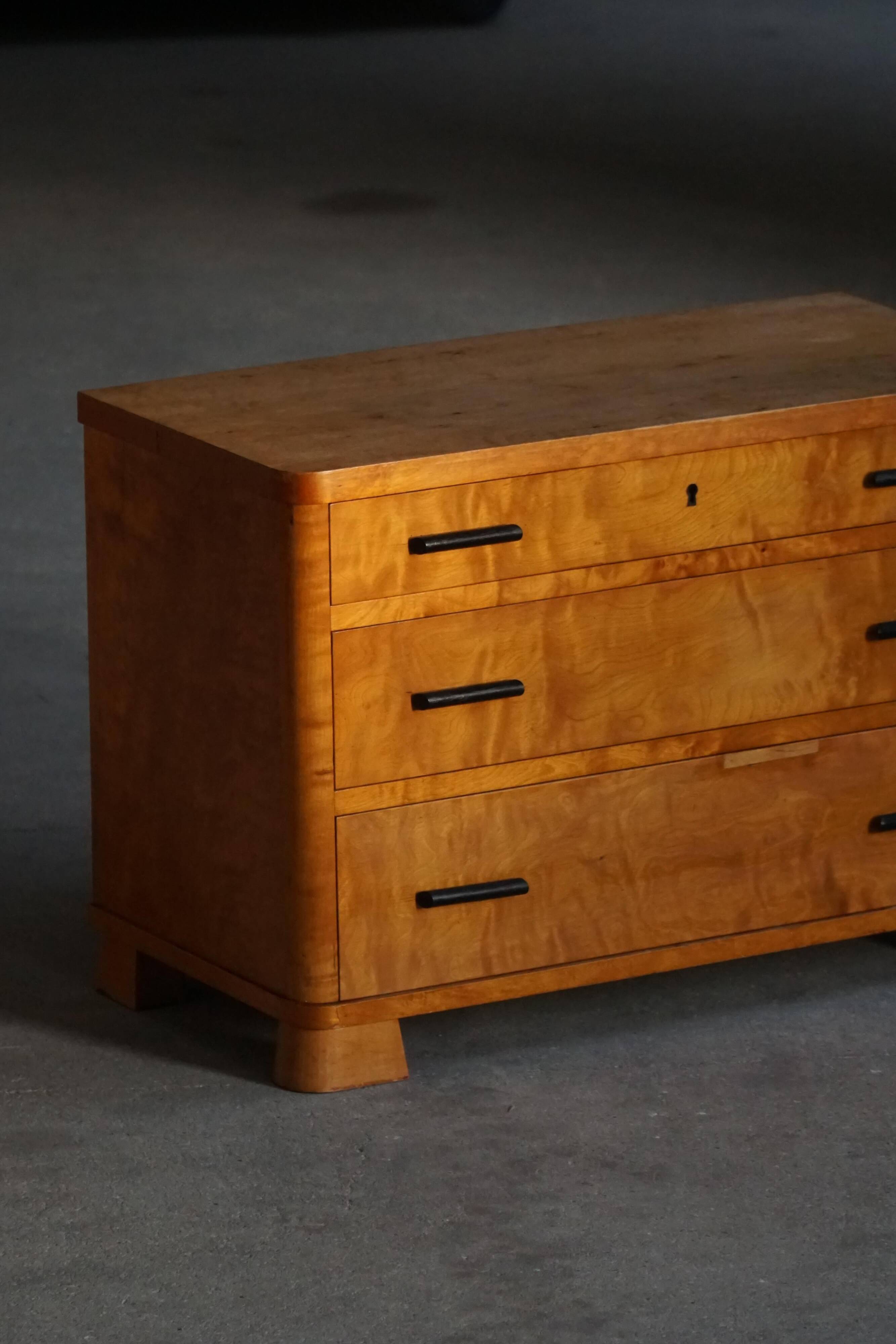 Scandinavian functionalism / Art Deco, Birch chest of drawers, 1930s–40s