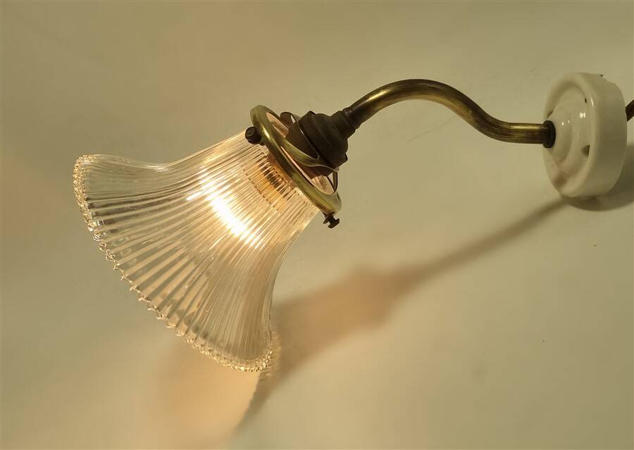 Holophane wall light