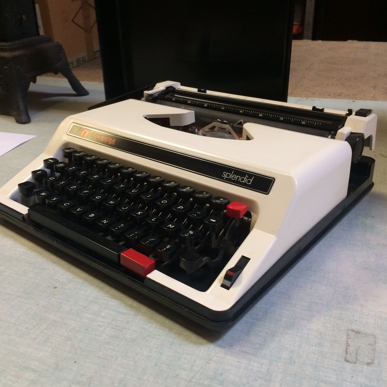 Mechanical typewriter Olympia splendid-made in Italy-years 70