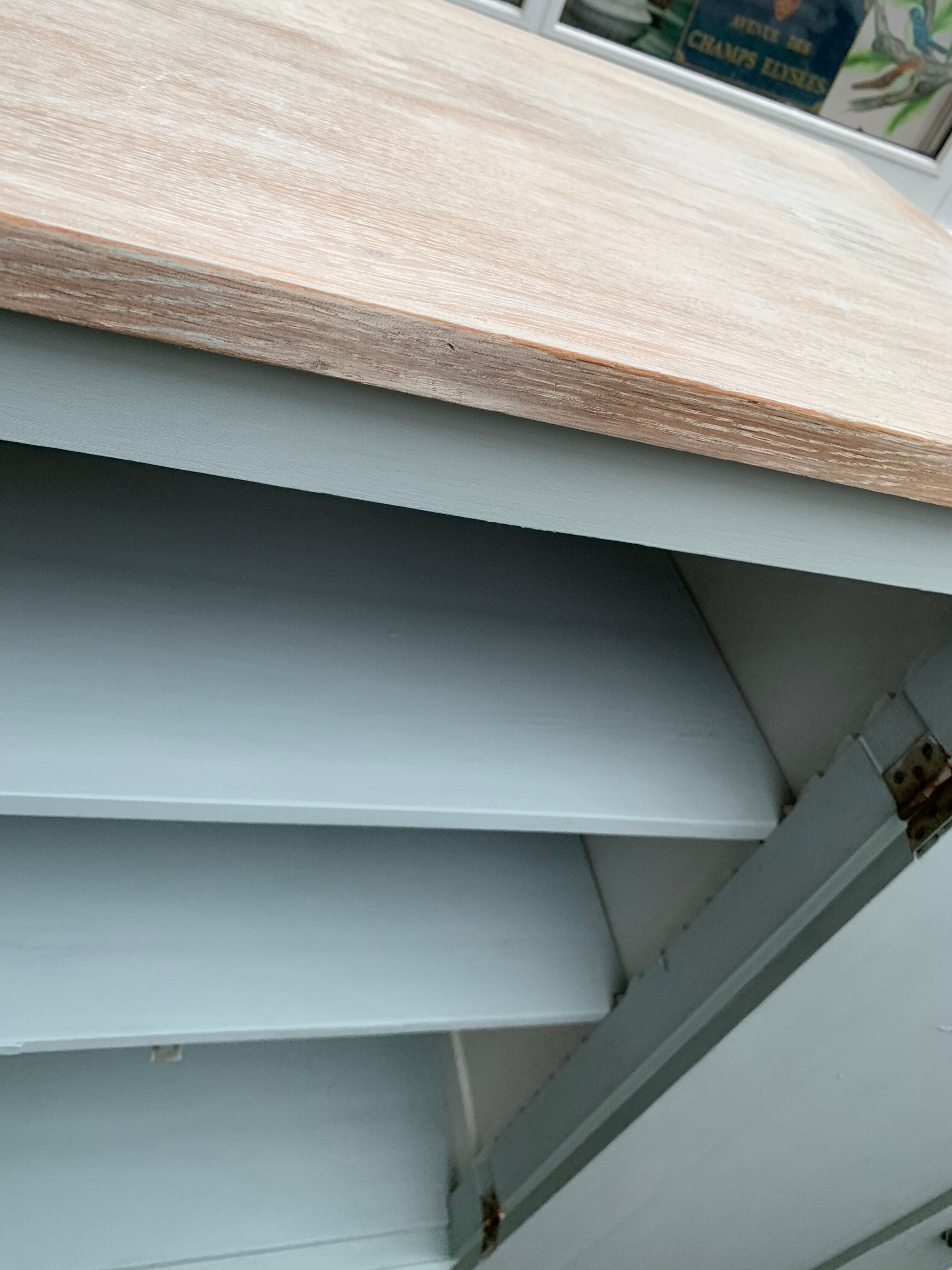 Parisian buffet green grey