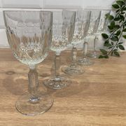 Set of 5 wine glasses
