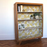 Bookcase of the 60s compass