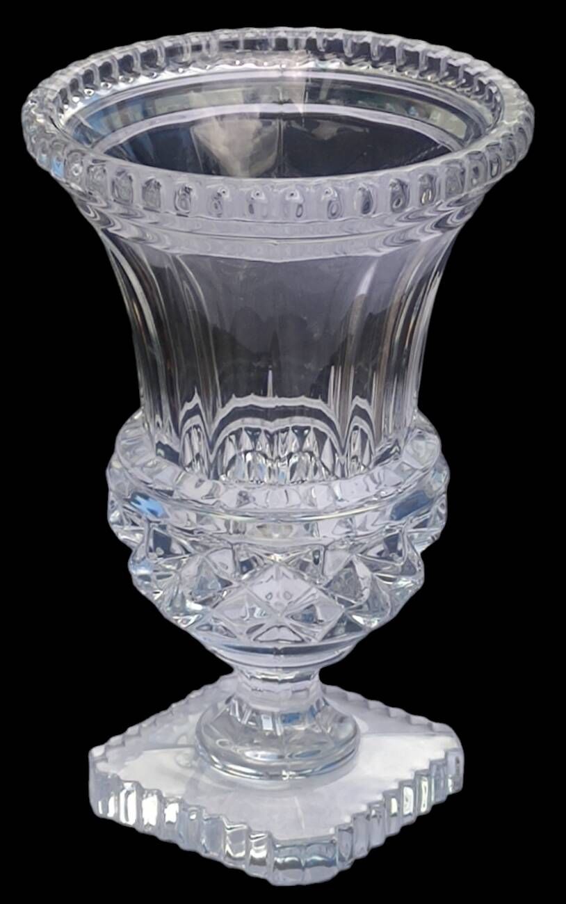 Old Medici vase cut crystal/Art Vannes France