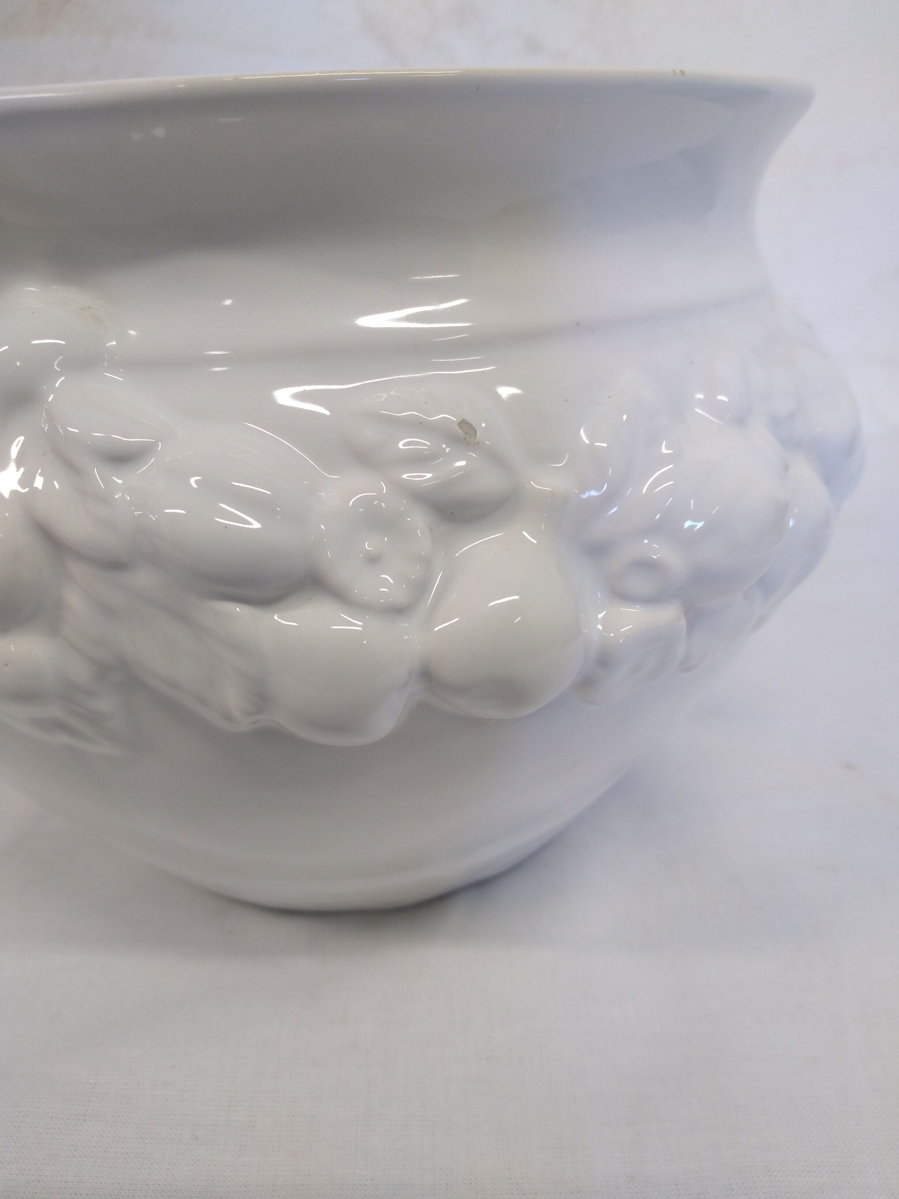 Old pot cover in slip