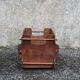Caisse de rangement en bois sur roulettes