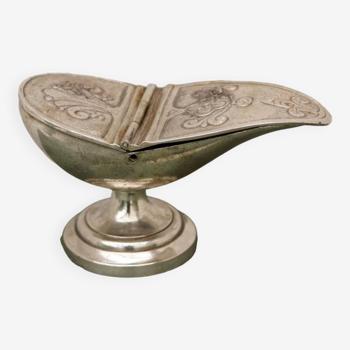 Silver metal incense shuttle