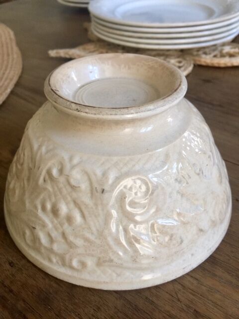 Beige bowl flower pattern