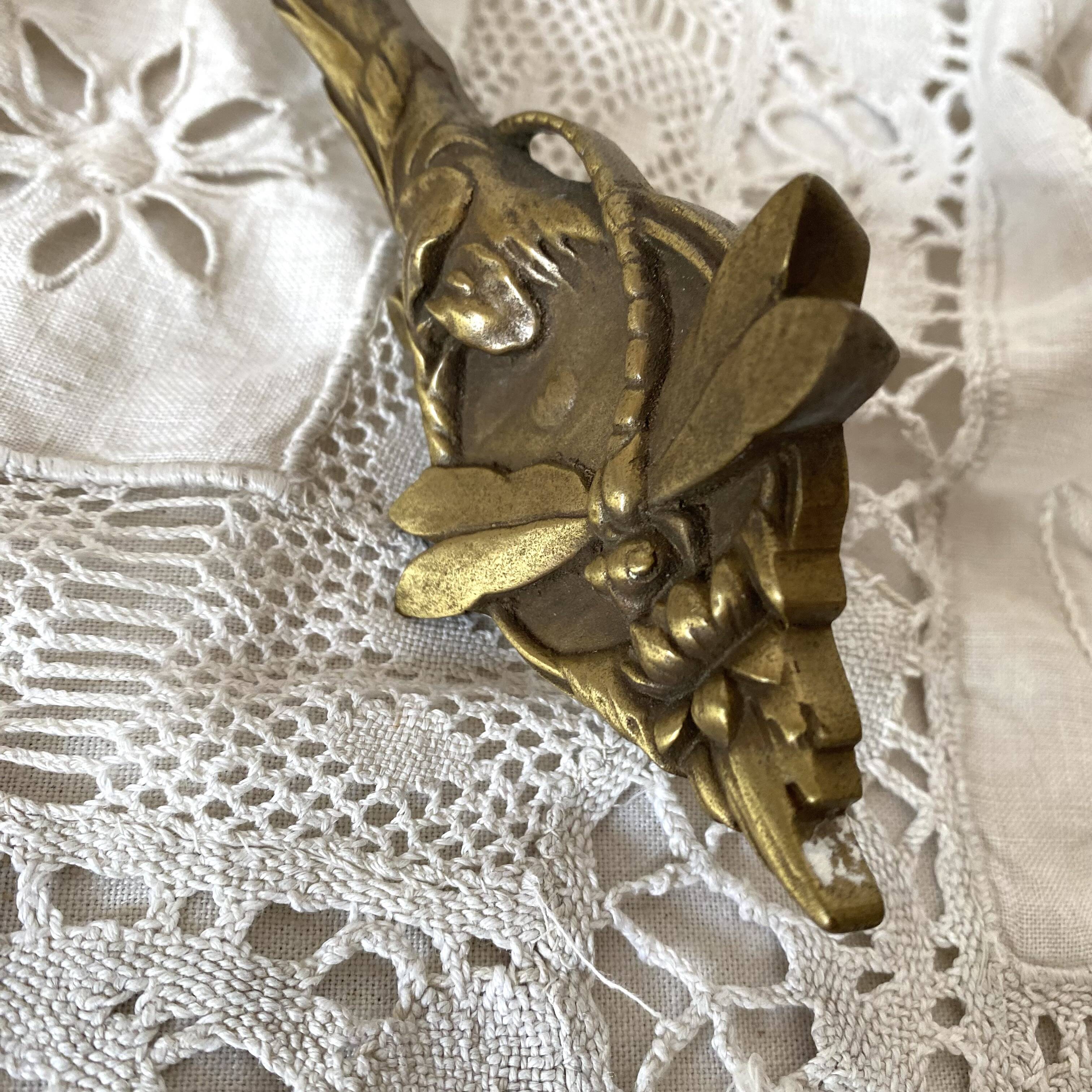 Flower and dragonfly wall lamp in art nouveau style brass