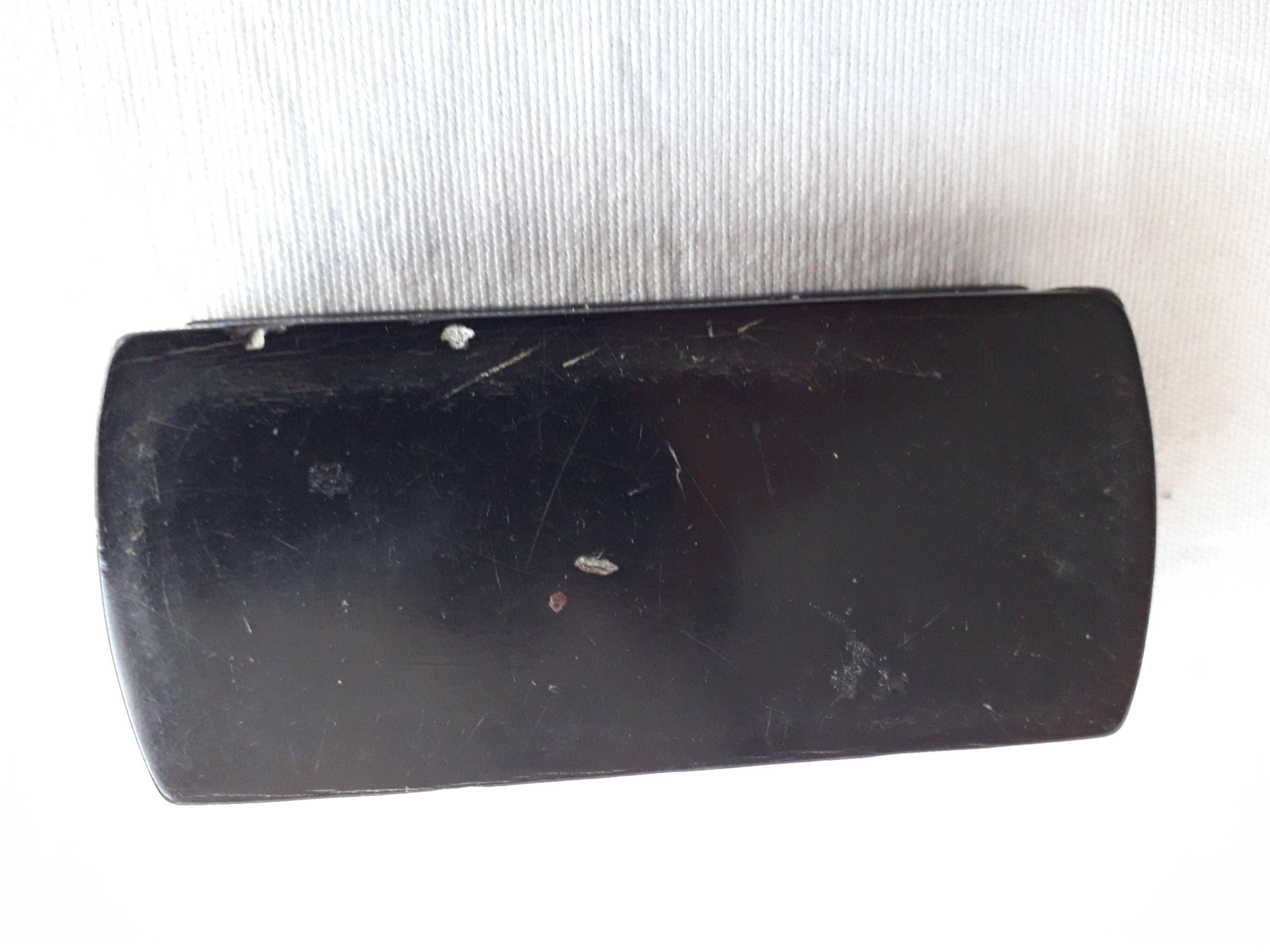 Old Napoleon III style snuffbox with mother-of-pearl inlaid decoration