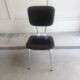 Chaise skaï noir vintage