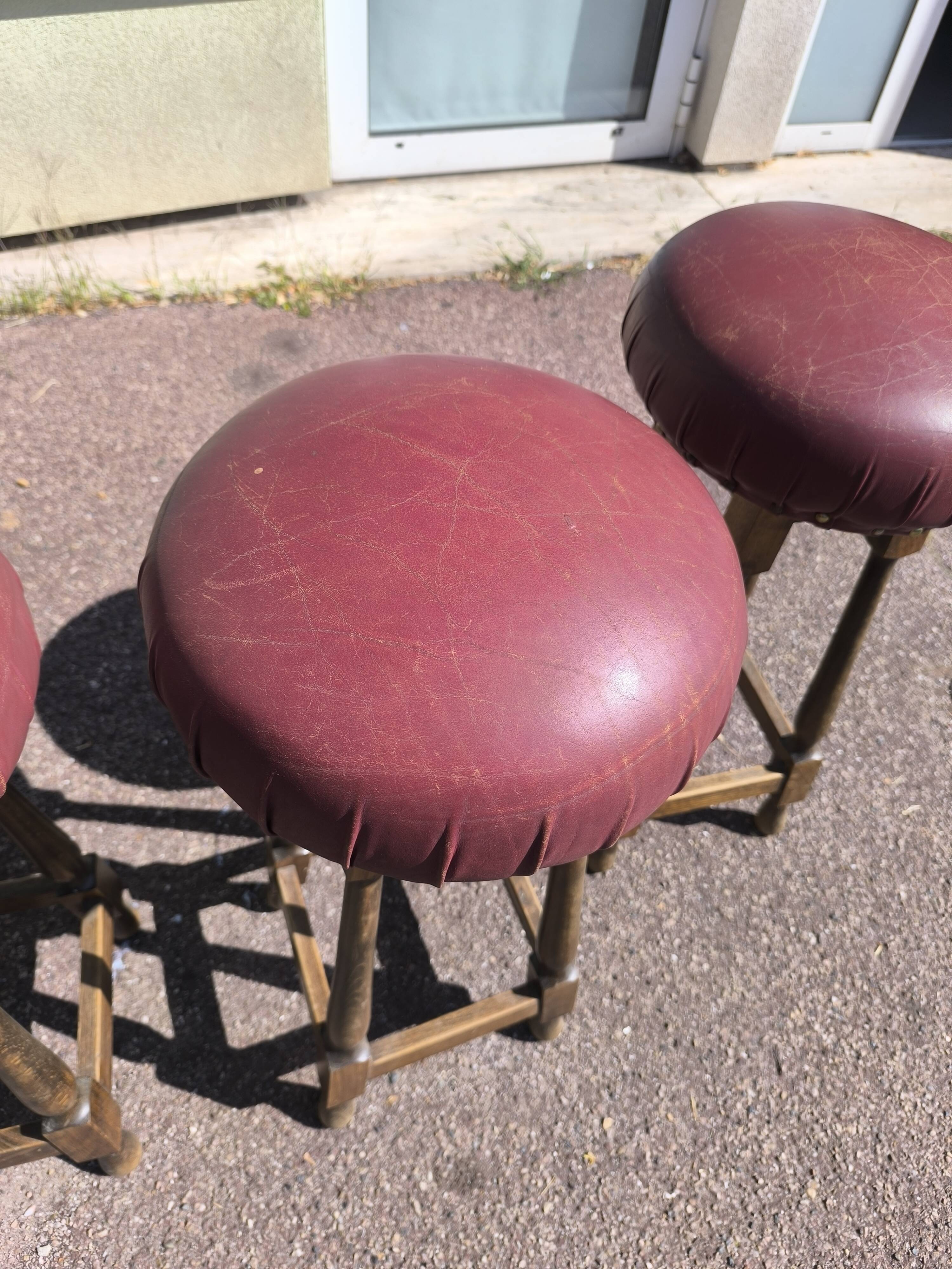 Lot de 4 tabourets de bar cuir et bois