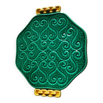 flat dish in slipware