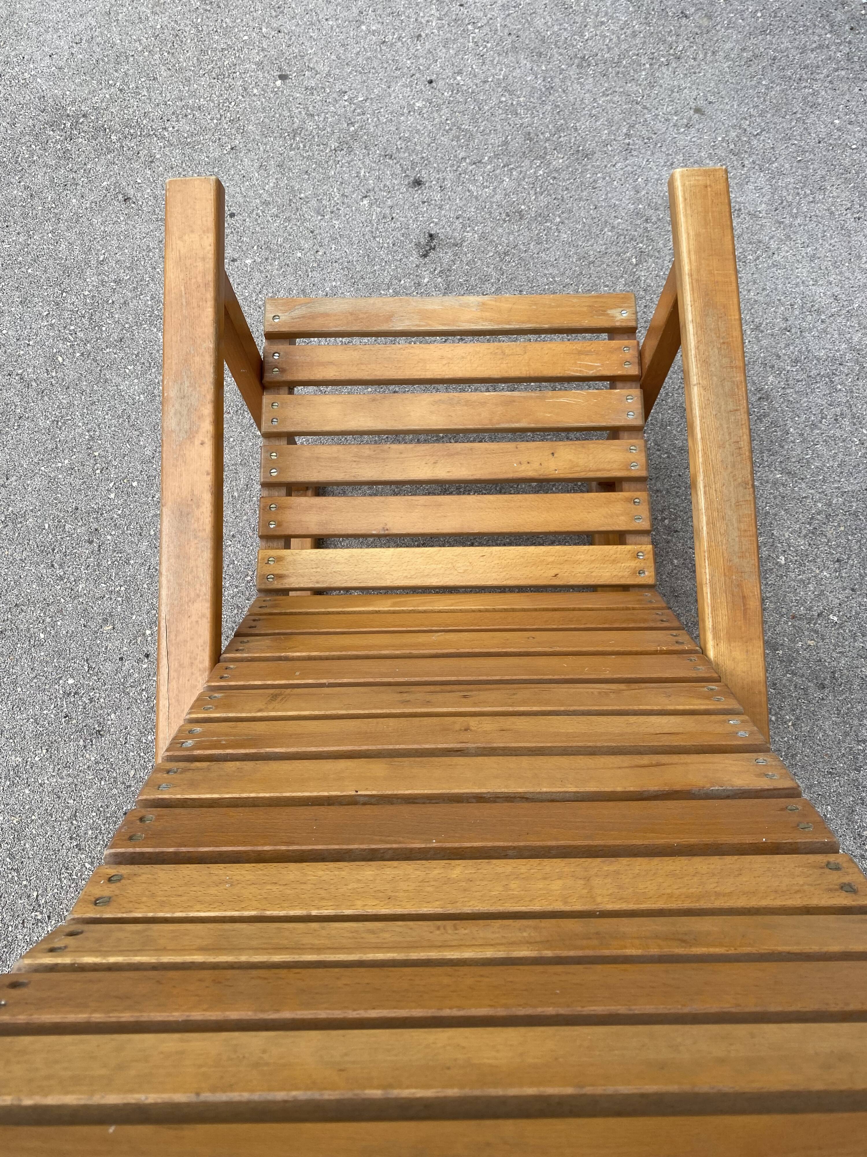 Chaise en bois