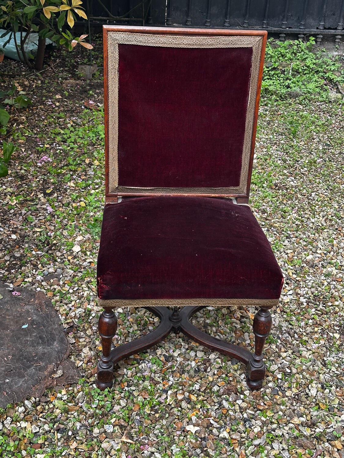 English chair in mahogany, X-shaped legs – 19th century