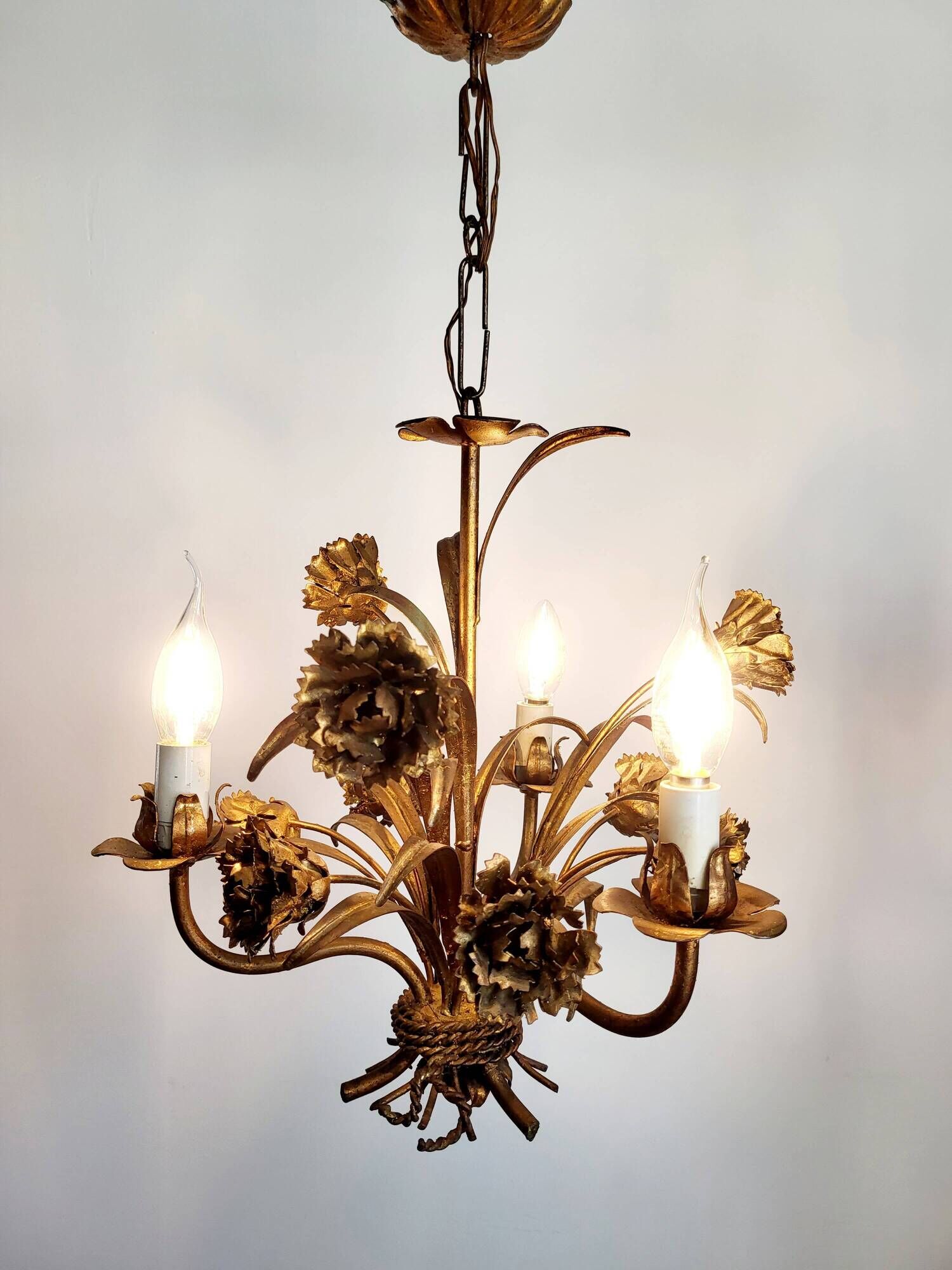 Hollywood Regency Roses kroonluchter, Verguld, Drie Armen, Italie