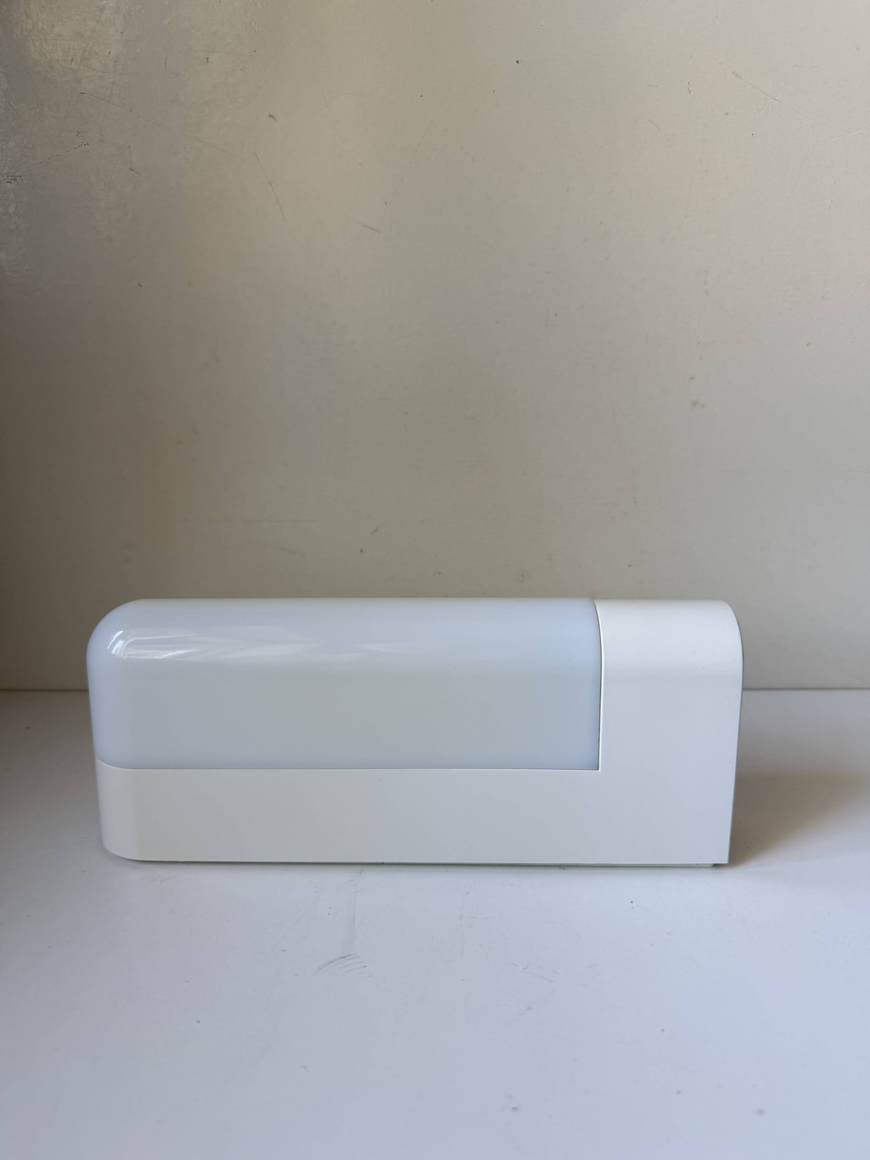 Vintage Minimalist Wall Lamp