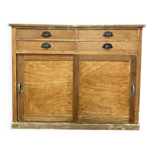 Buffet, meuble de métier