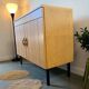 Commode vintage / armoire avec pieds en acier
