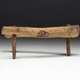 Tabouret tripode primitif Wabi Sabi, France, 18ème siècle