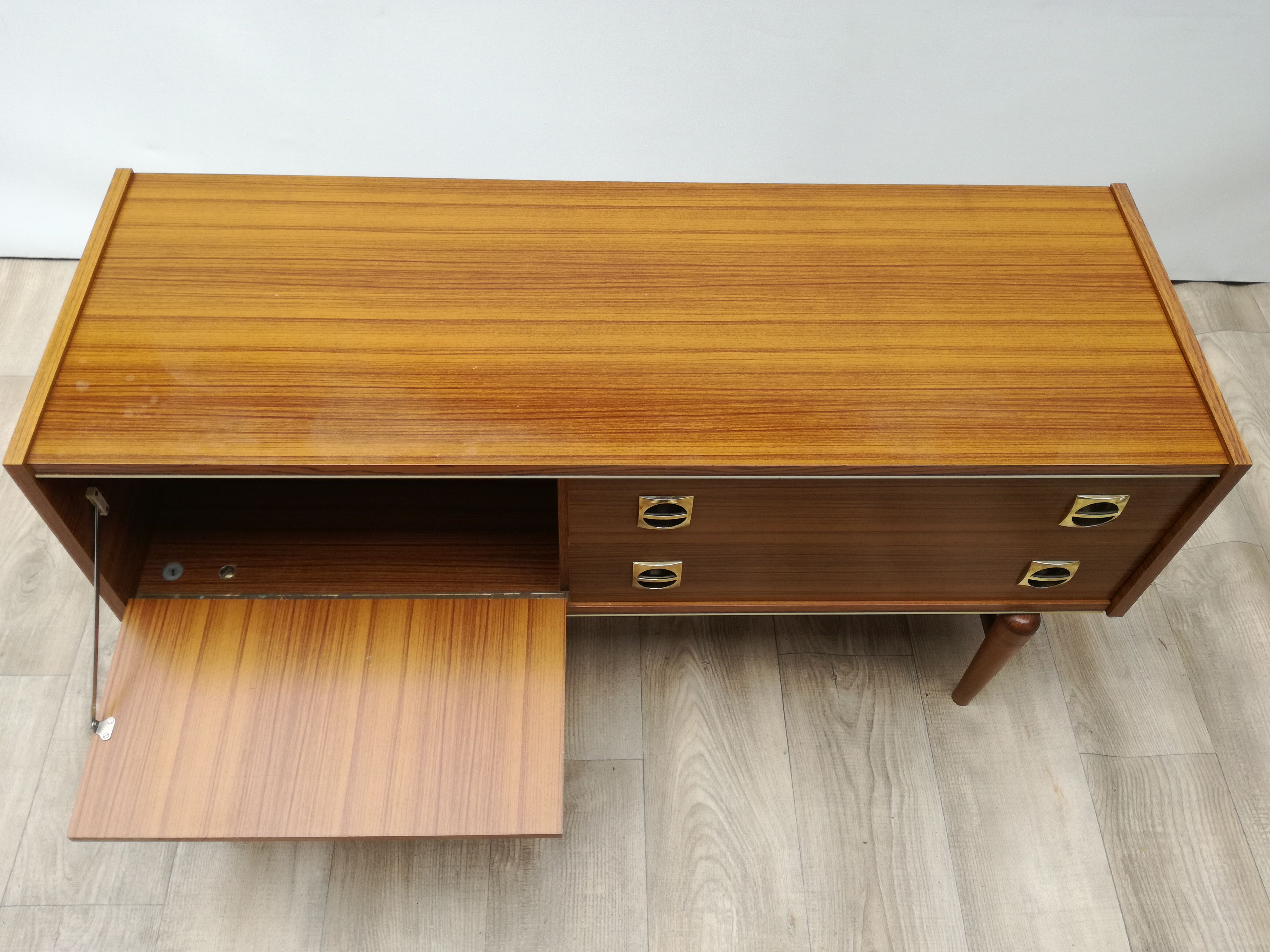 Sideboard style vintage 60s