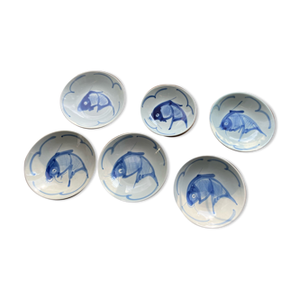 Porcelain plates with carp decoration