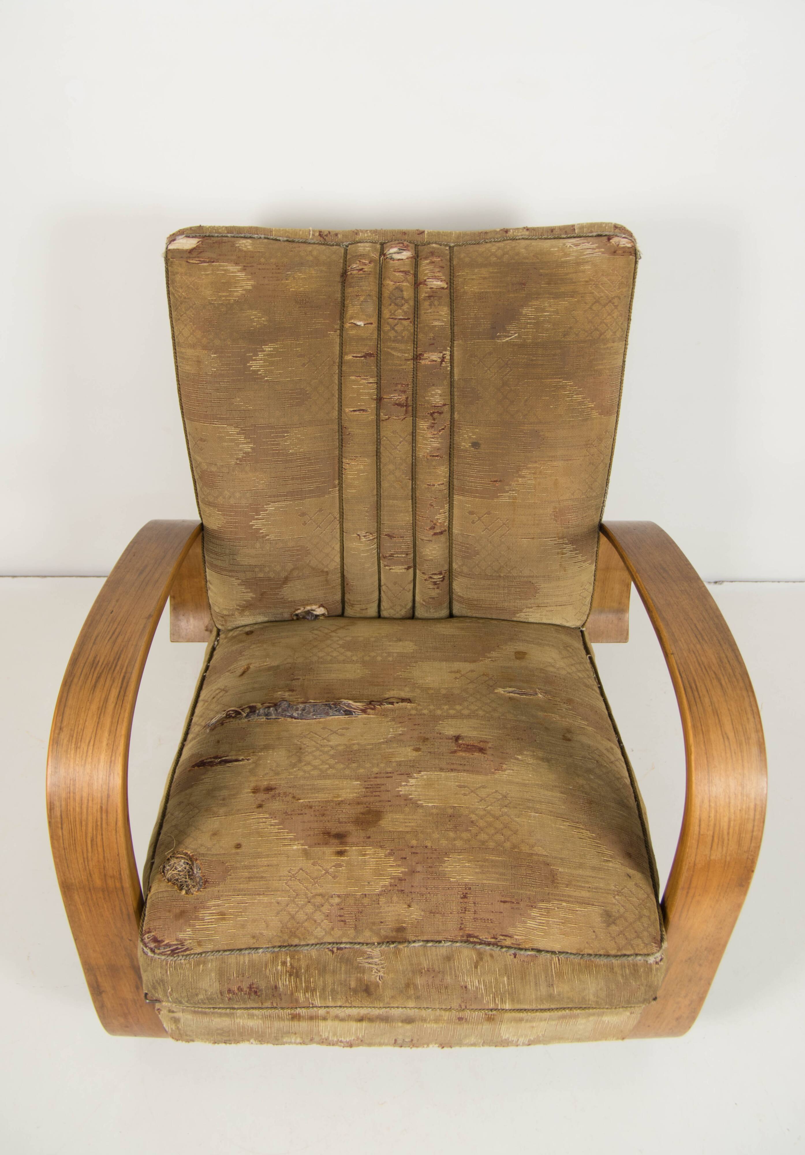 Tank Armchair by Miroslav Navratil, Laminated Bentwood, 1930s