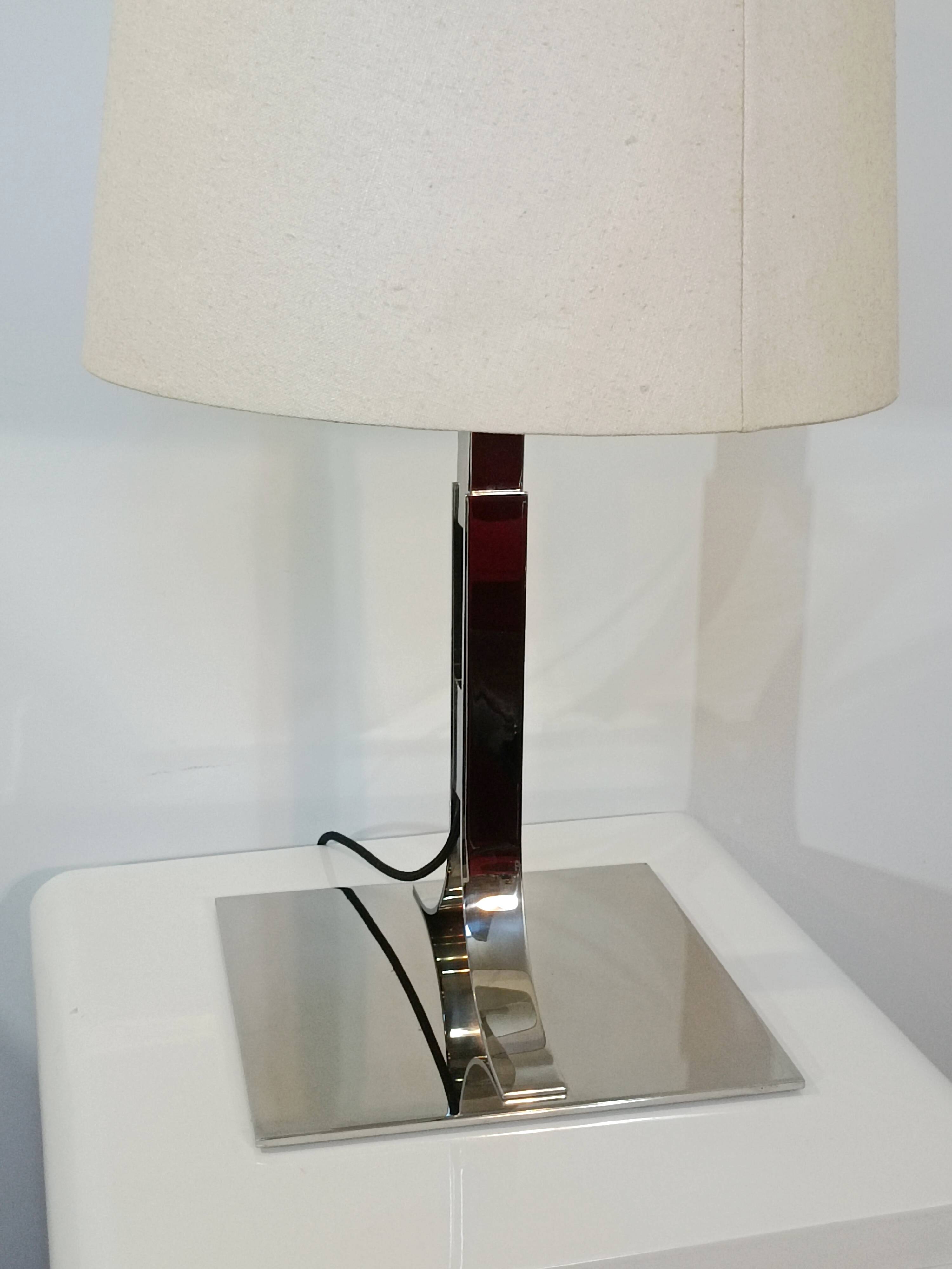 Important Bach lamp by F. Correa and A. Mila for Santa & Cole 1970s