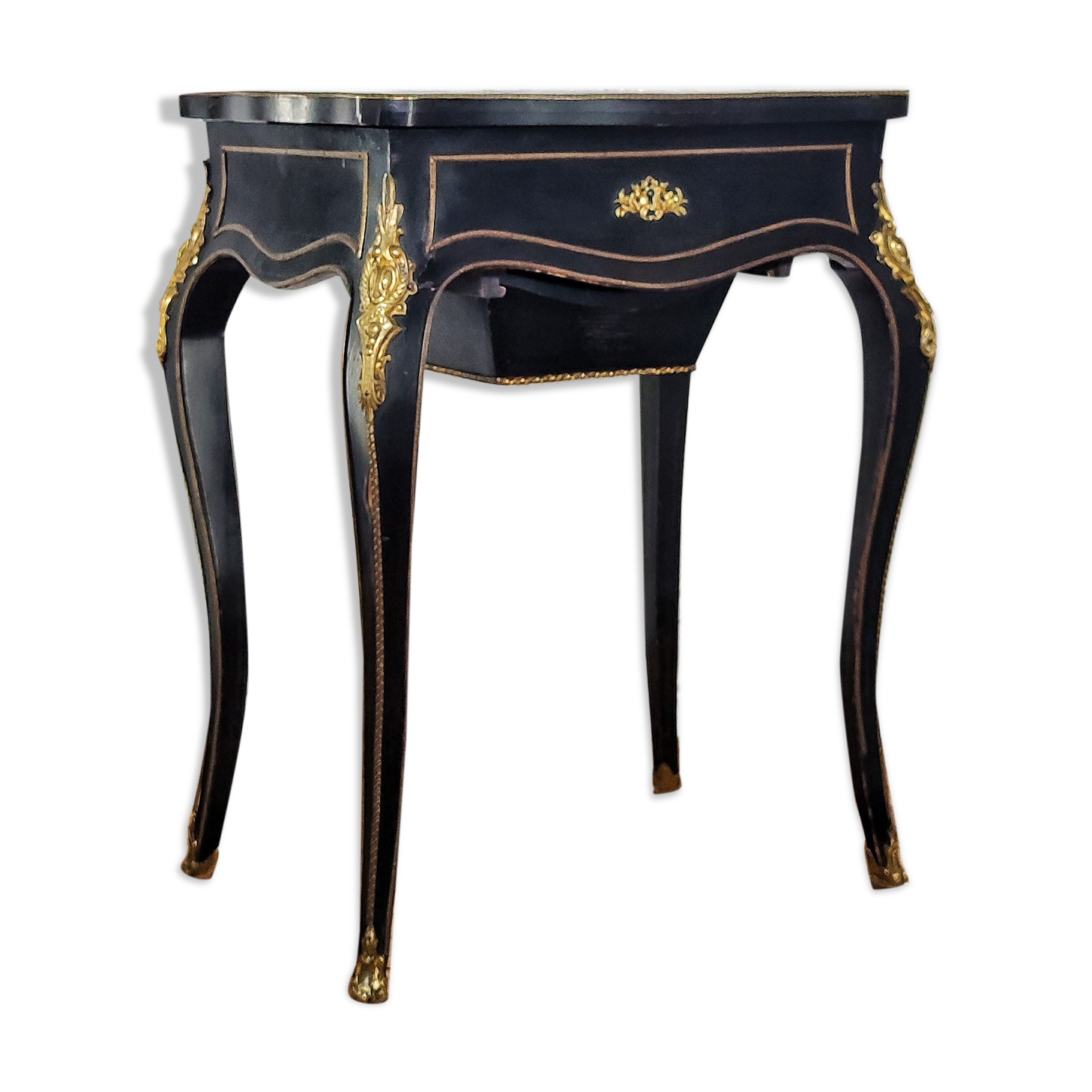 Worker Diehl black lasked wood