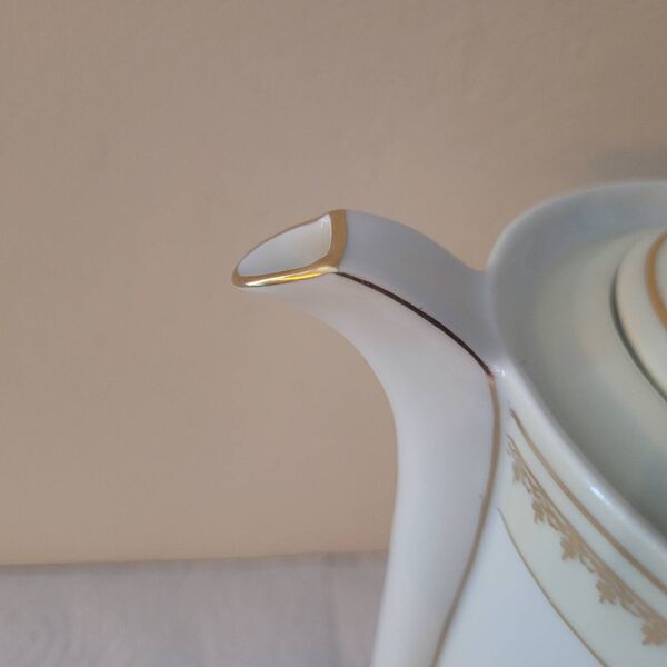 Service café-thé doré Lanternier Limoges, années 1950