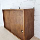 Wall shelf