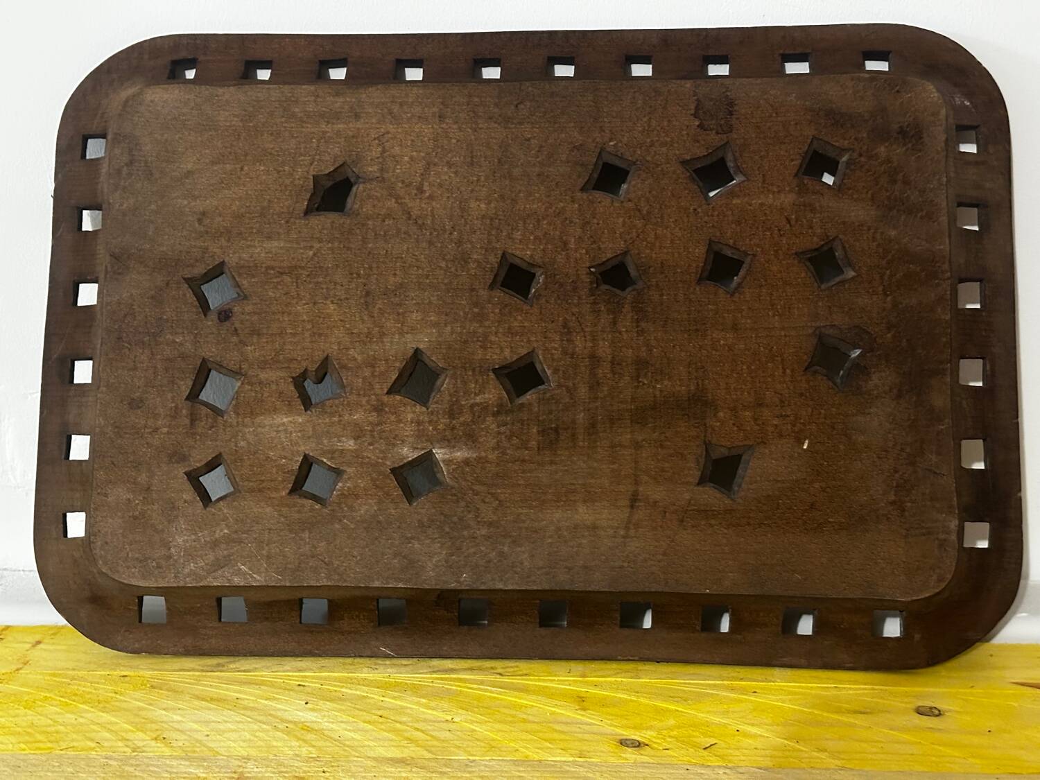 Grand Plateau/ Vintage 1950s Ashtray in Carved Wood