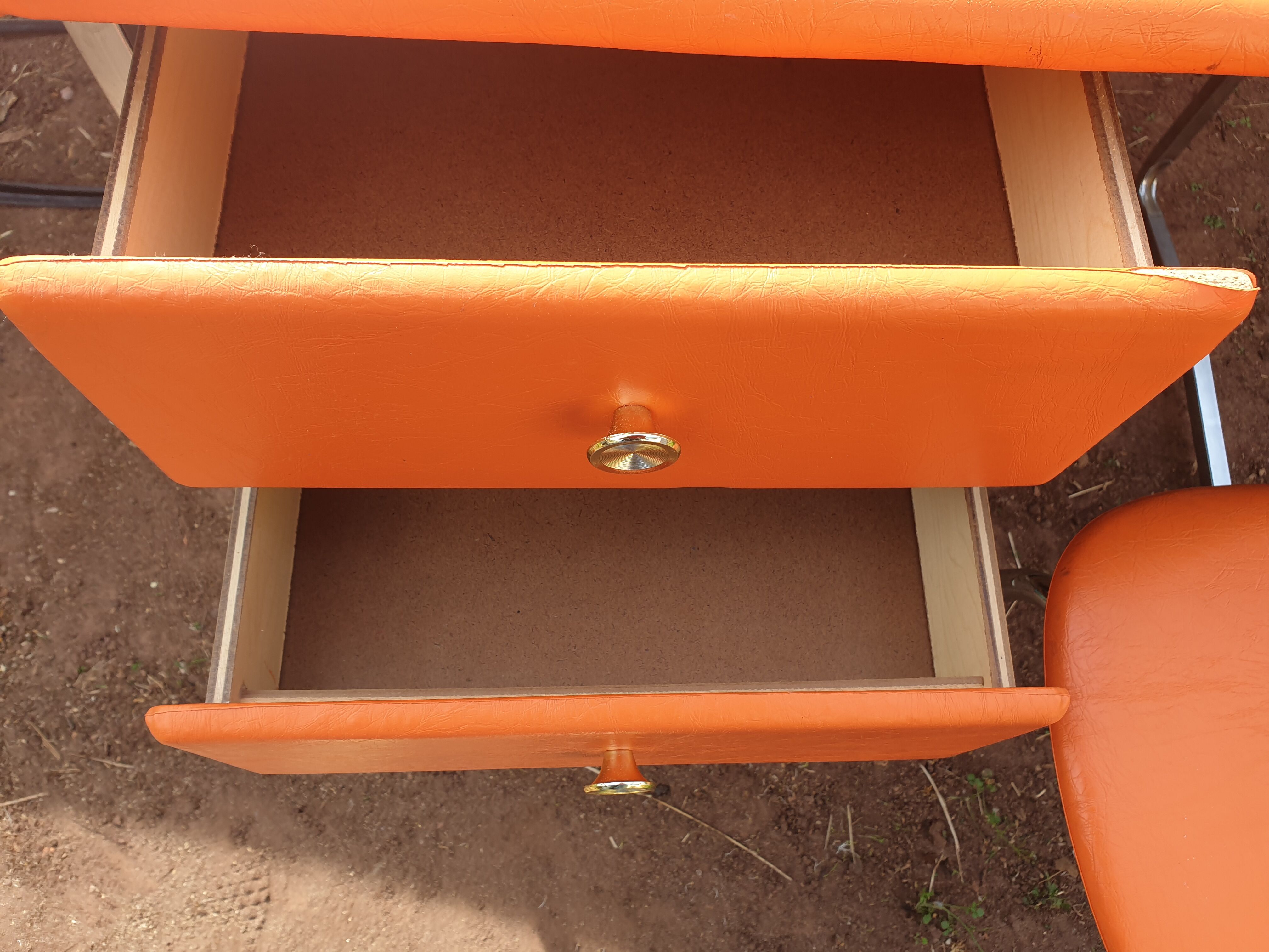 Desk set and vintage chair 70 skai and chrome