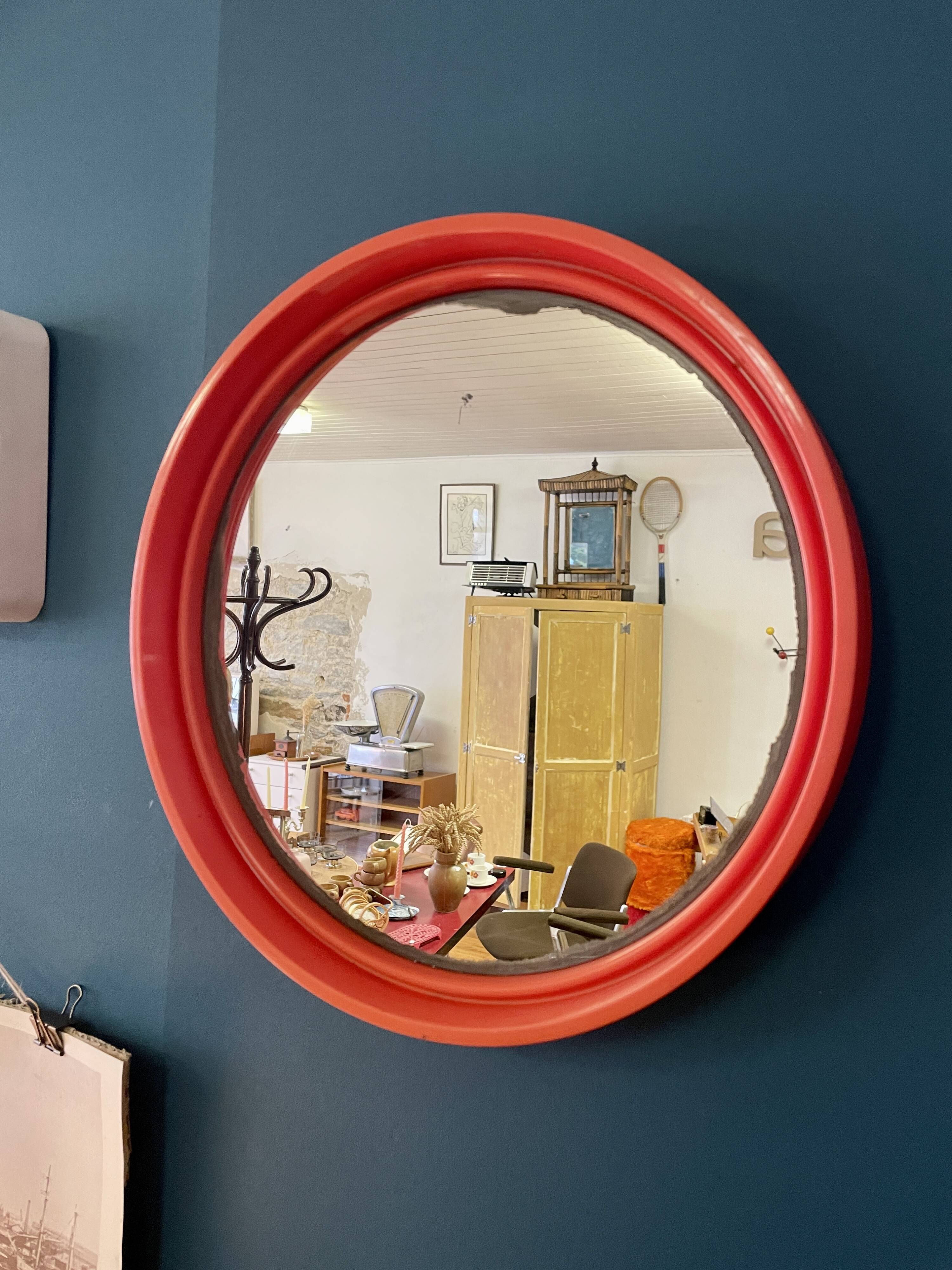 Round orange mirror Gilac for Prisunic