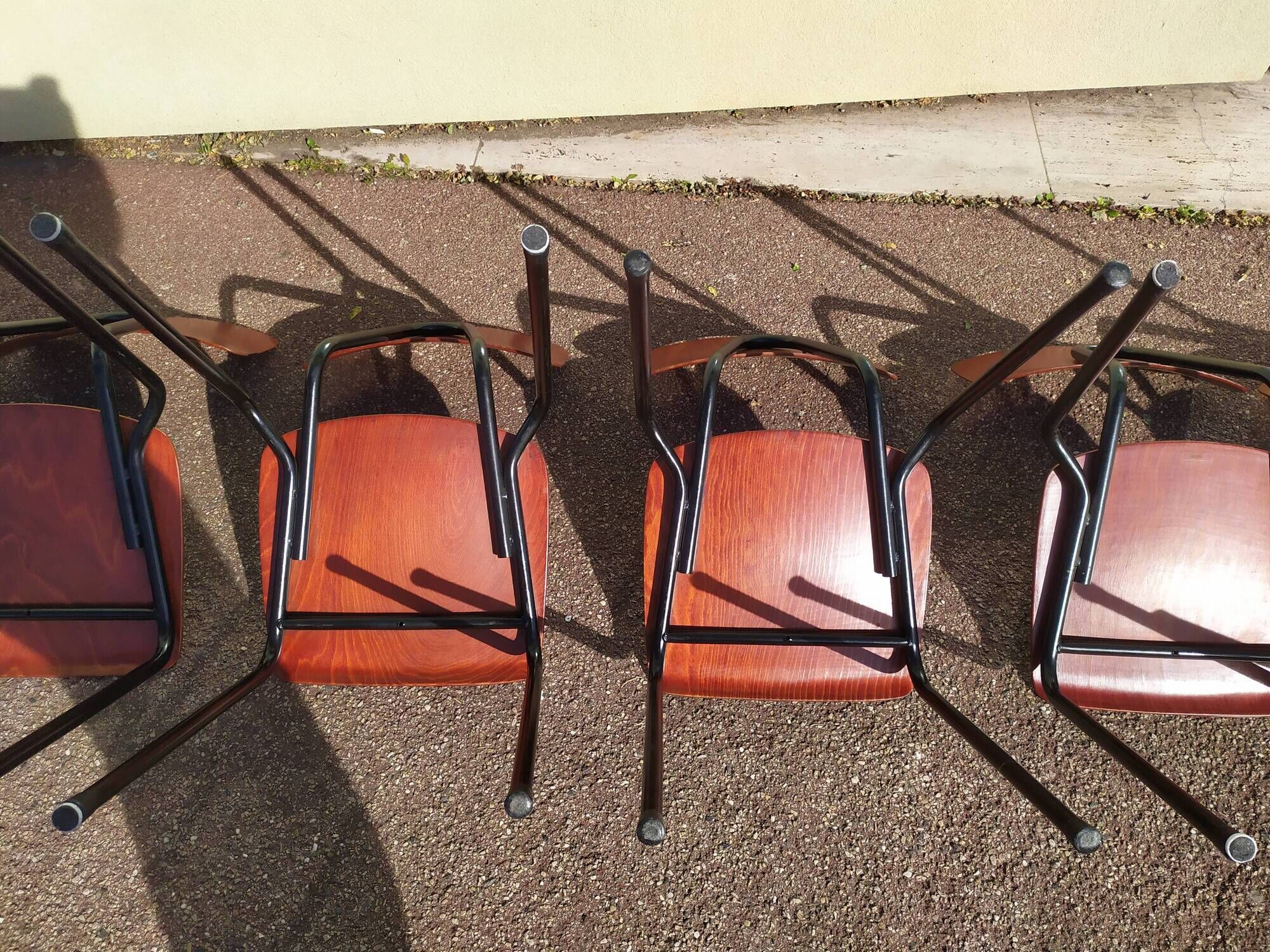 Set of 6 Dutch and metal school chairs - adult