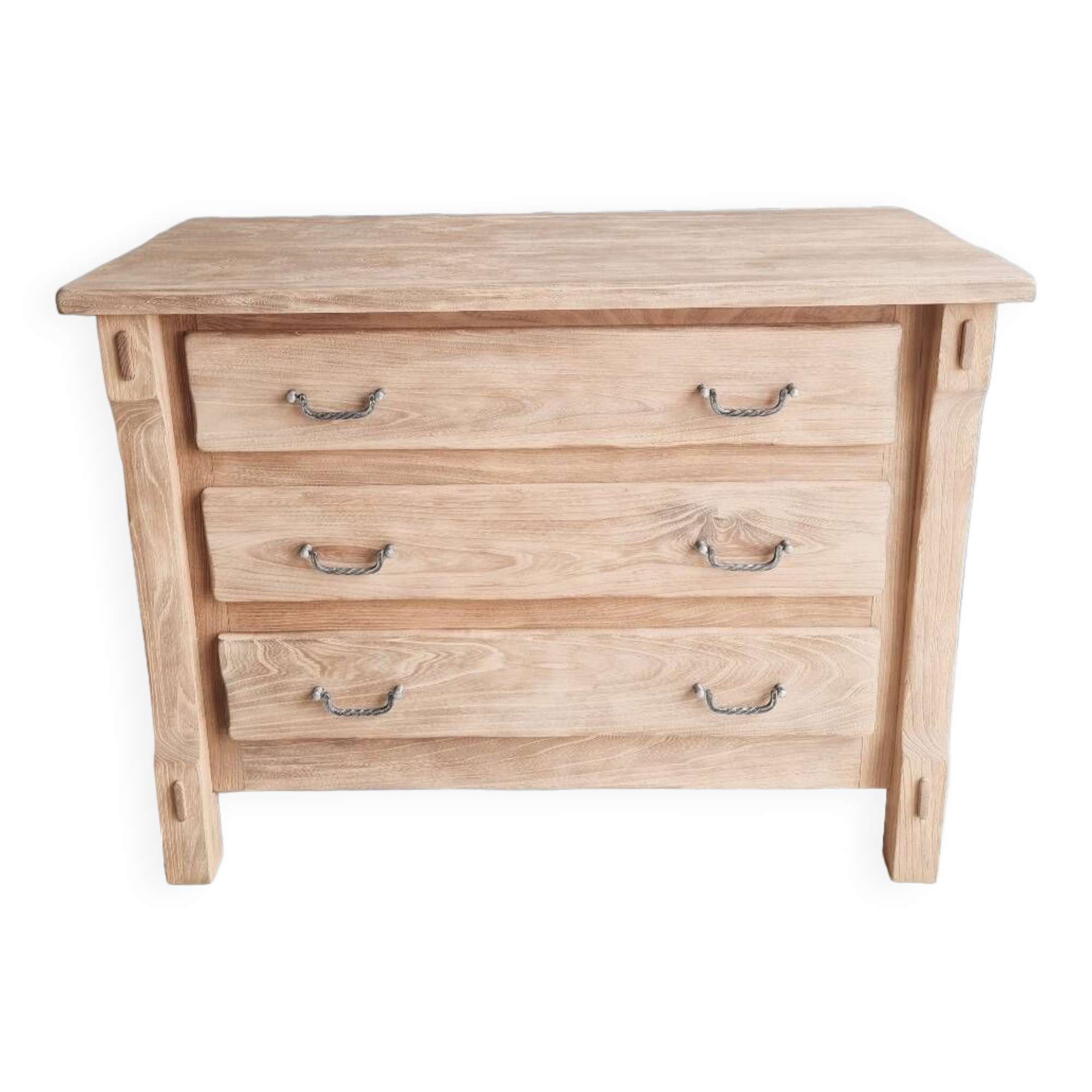 Solid wood chest of drawers