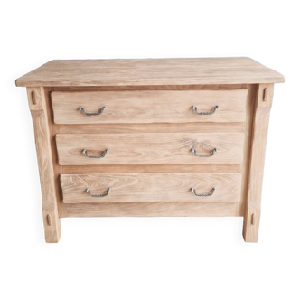 Solid wood chest of drawers