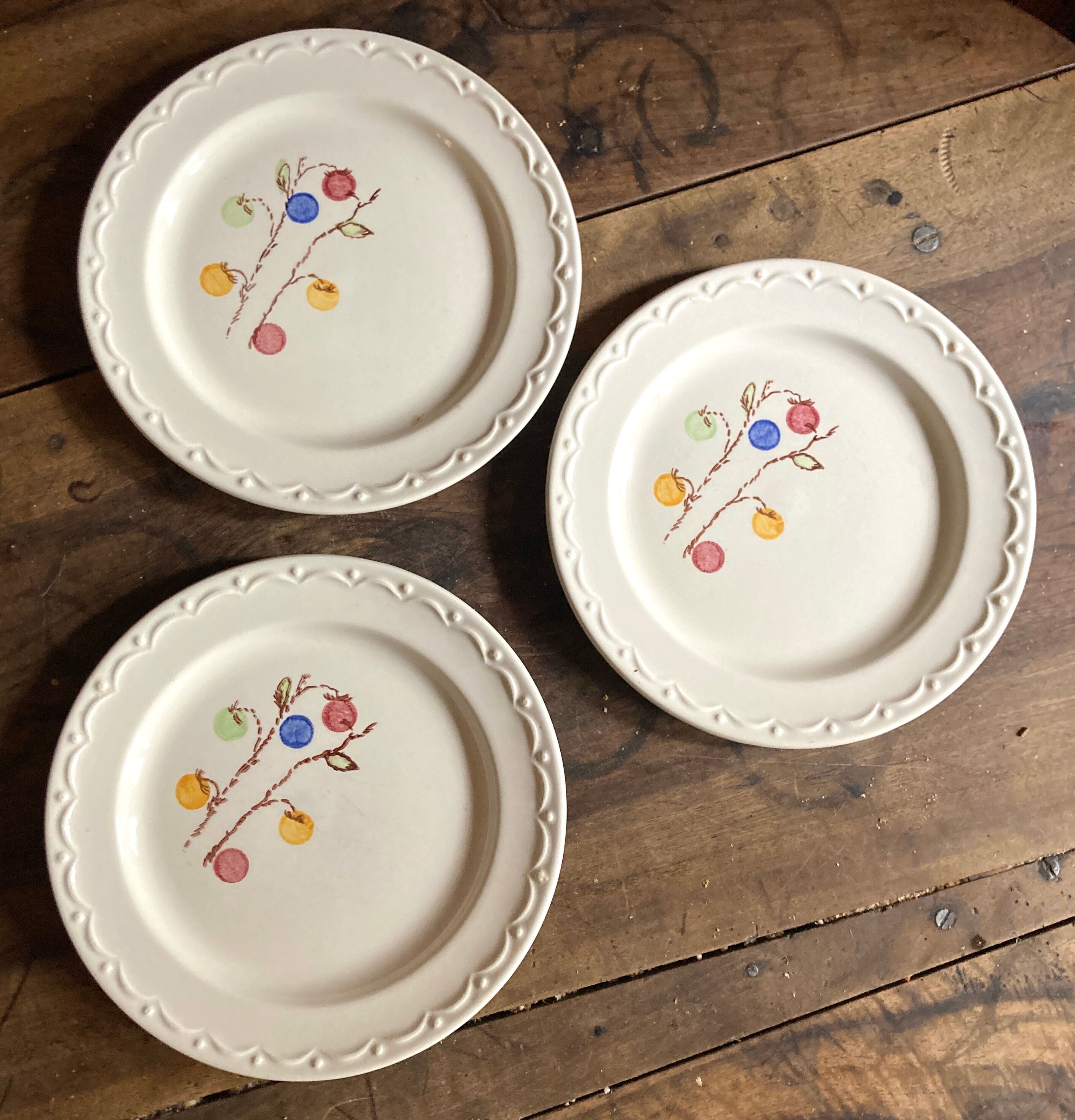 3 vintage plates