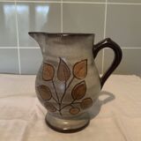 Stoneware pitcher and pot set