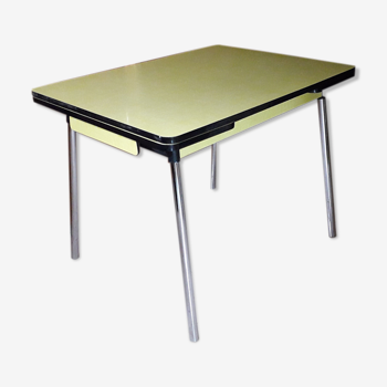 Table en formica jaune vintage