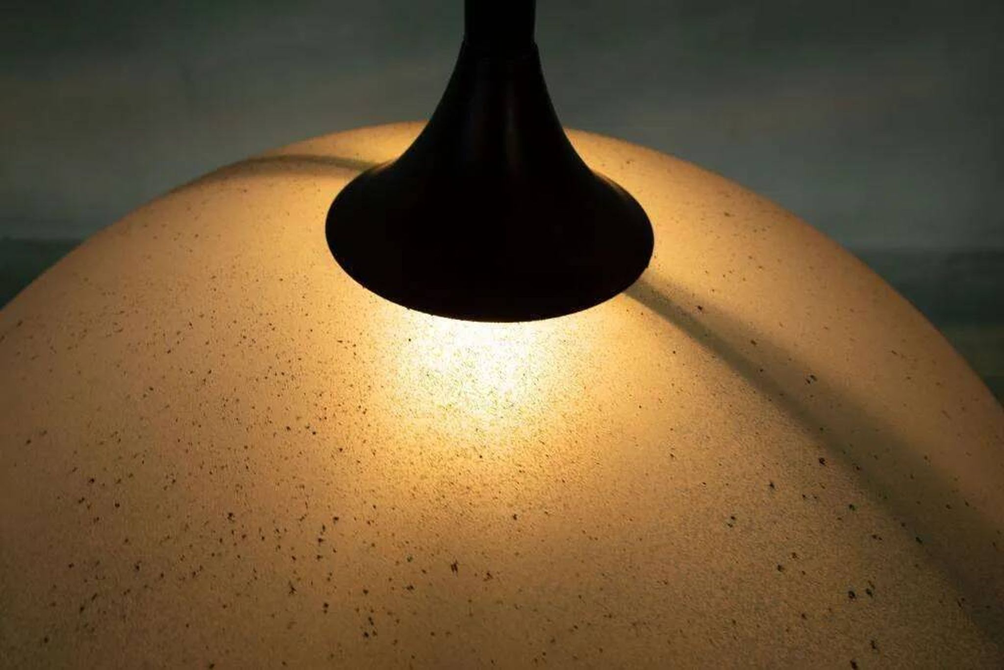 1980s Memphis glass suspension, vintage pull switch lamp.