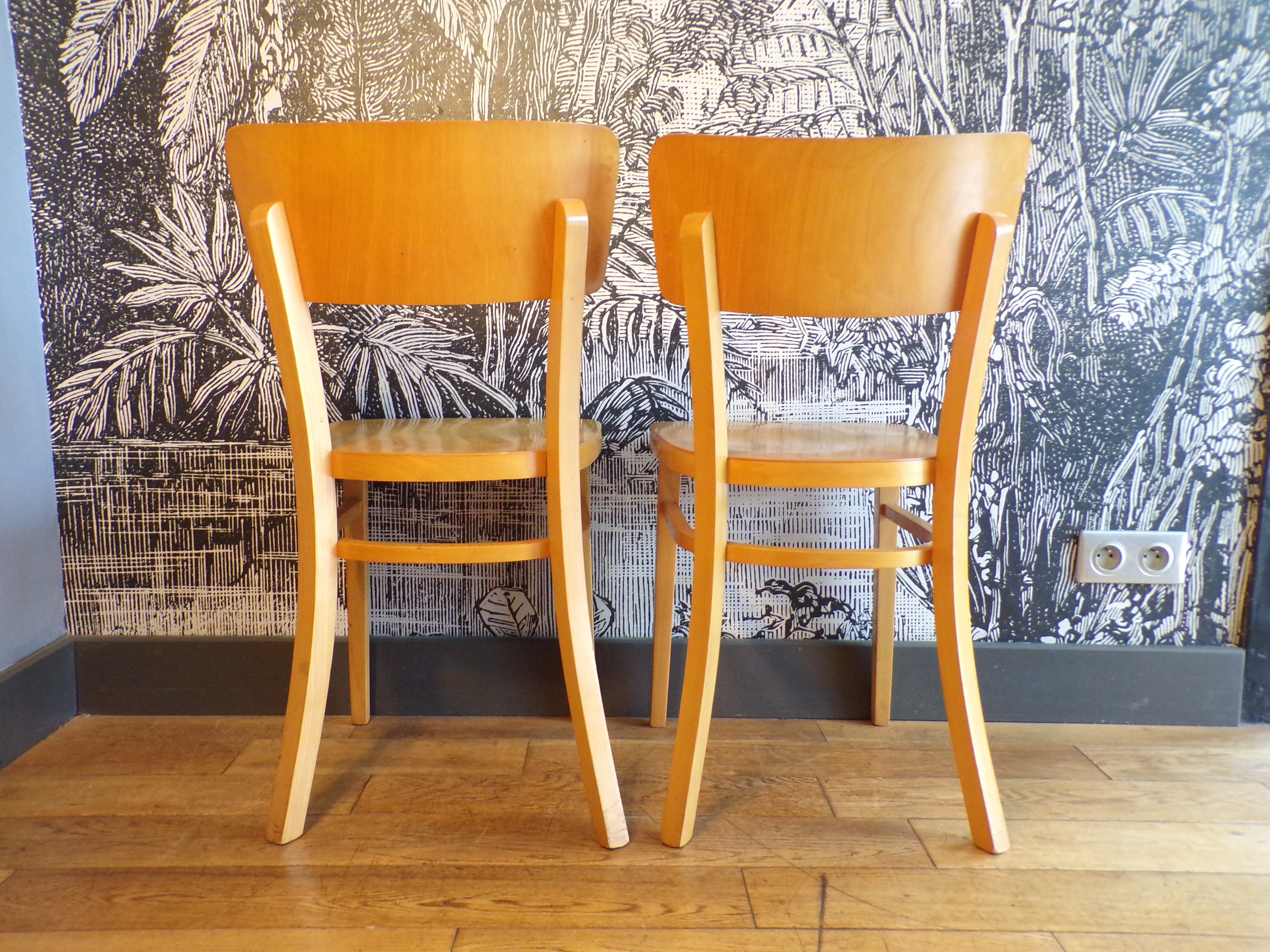 Paire de chaises de bistrot vintage
