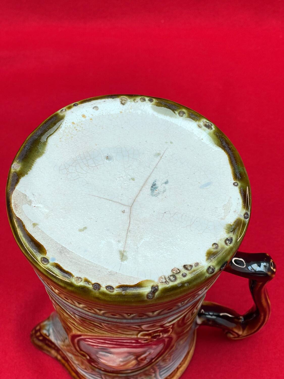 Pichet Art Nouveau en barbotine belge Wasmuel, XIXe siècle