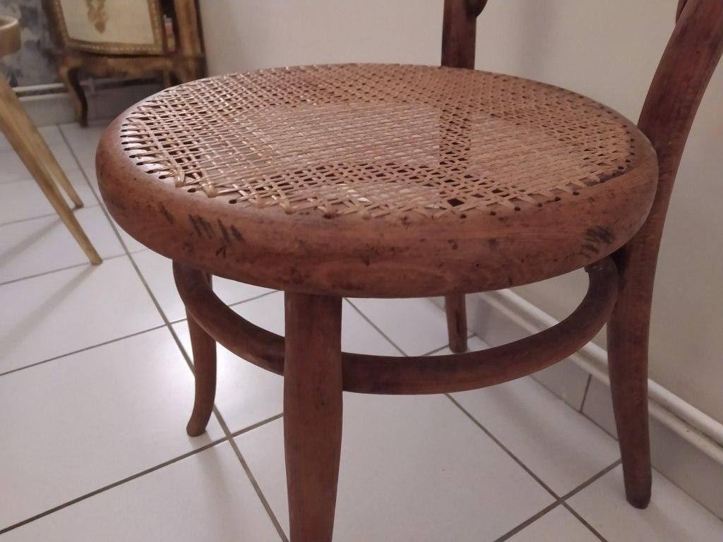 Chaise bistrot cannée Thonet numero 14