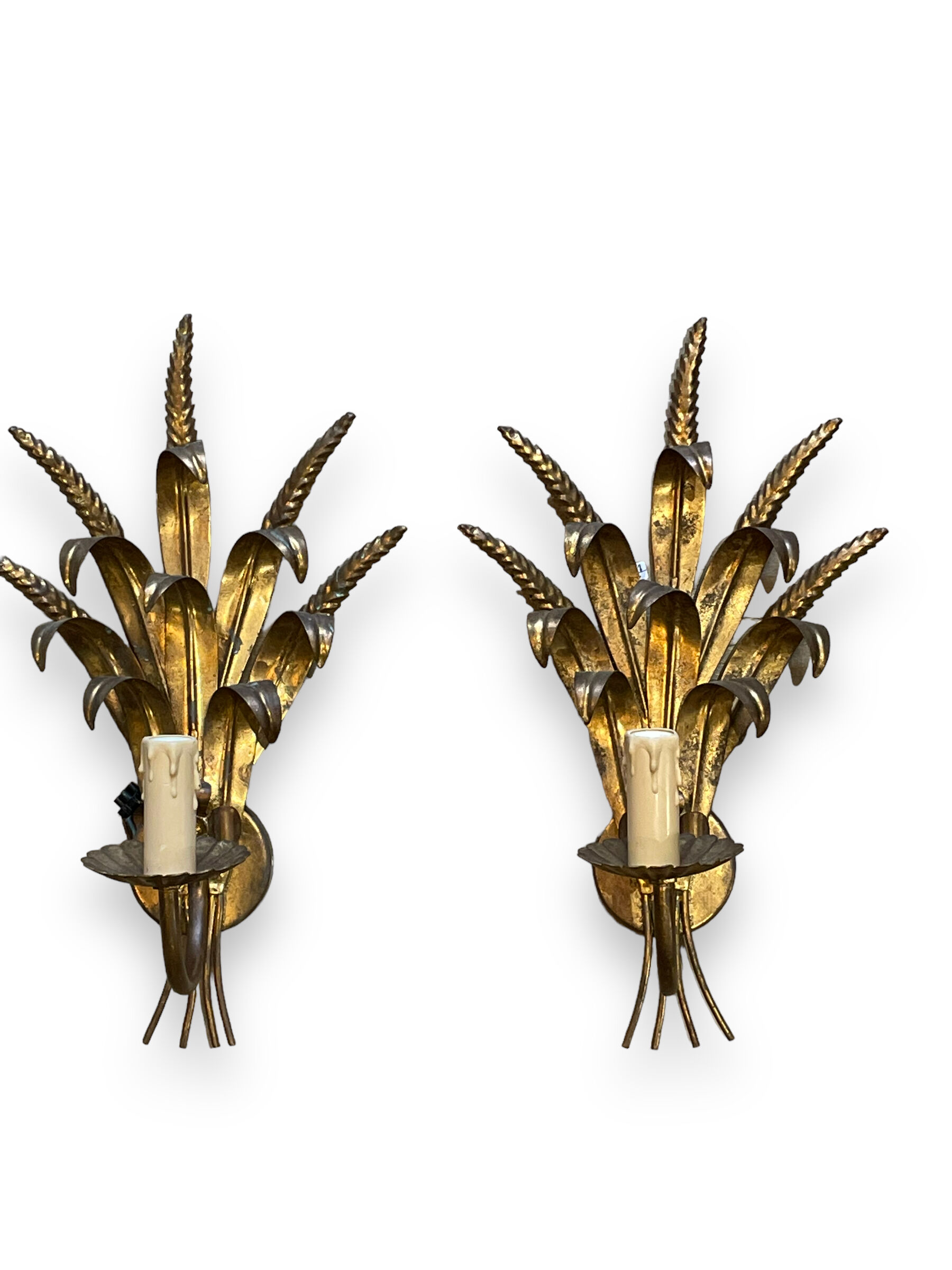 Pair of gilded metal wheat cob sonces