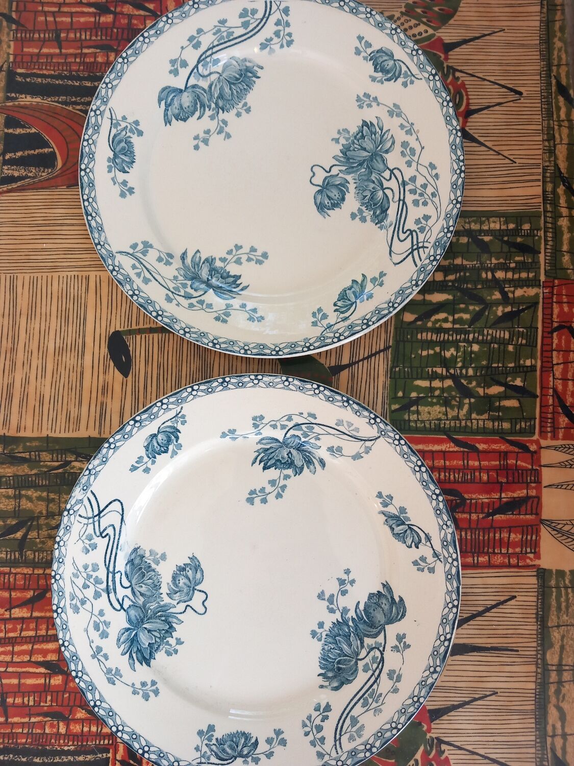 13 sarreguemines plates model royat