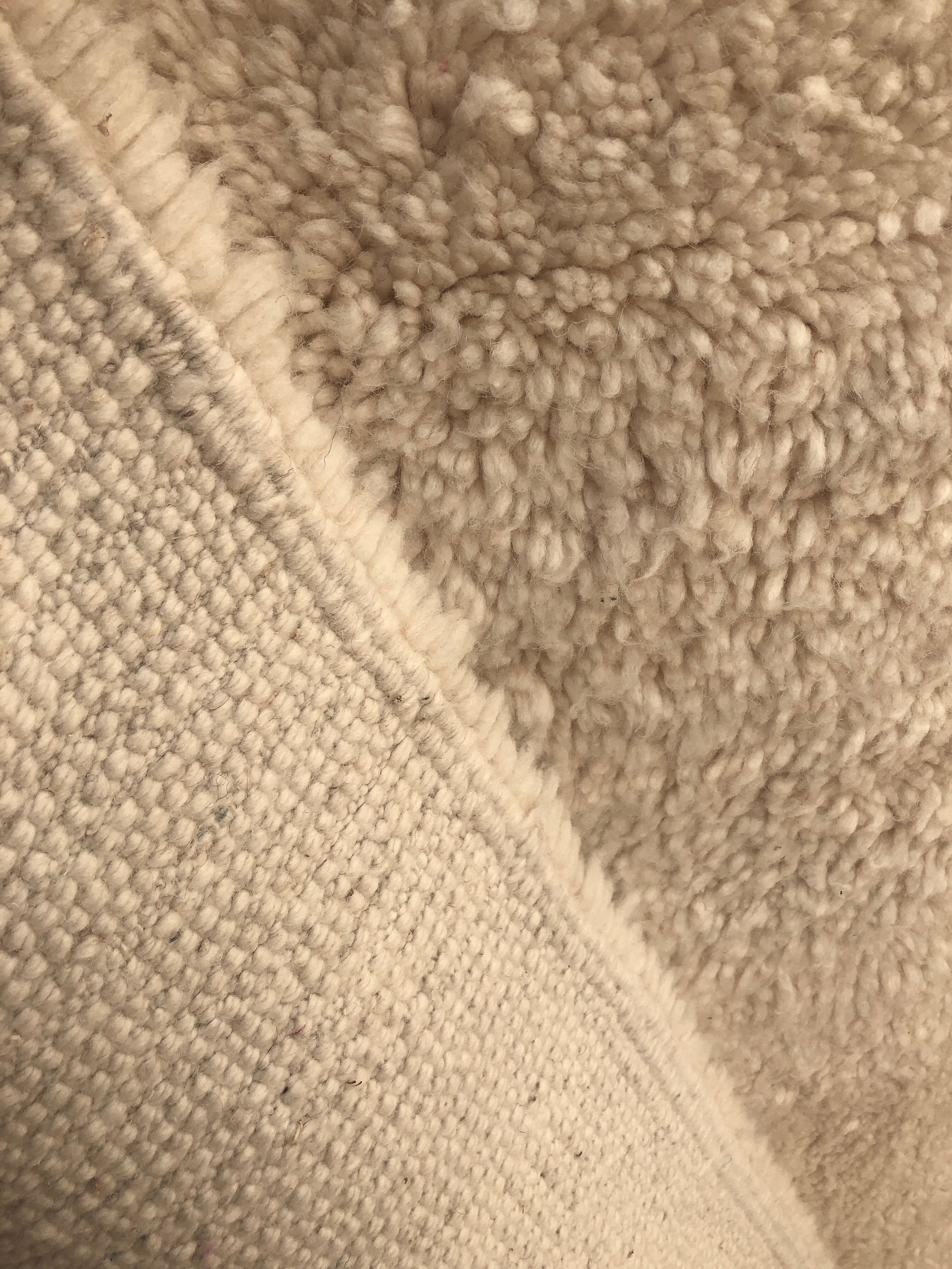 Moroccan Berber carpet Beni Ouarain un motifless 2,46x1.67m